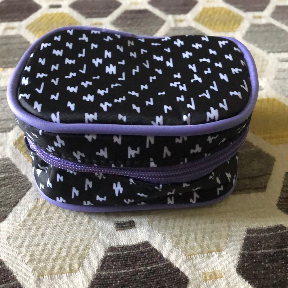 Thirty-one Cute Case